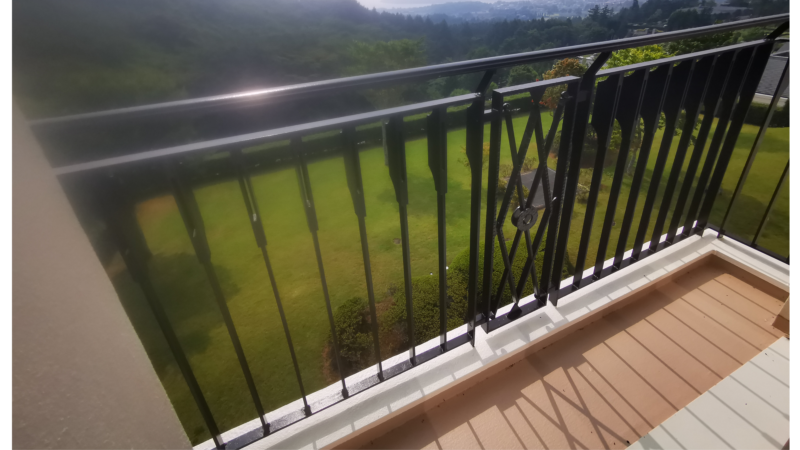 テラスから見る緑の景色